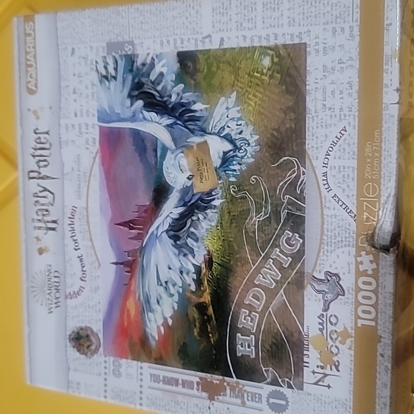 Harry Potter HEDWIG 1000 PIECE PUZZLE - Picture 1 of 2